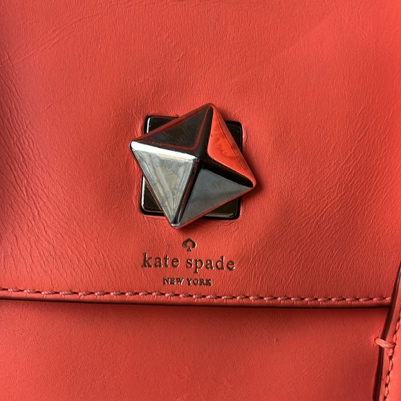 Kate Spade NY New Bond Street Florence Flap Satchel in Orange - Picture 4 of 9